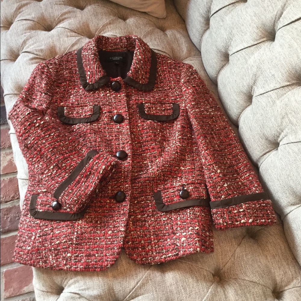 Cropped tweed jacket